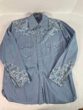 Vintage 70s Blue Floral Chambray Pearl Snap Western Shirt